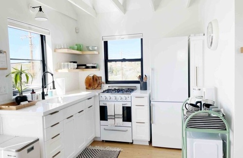 San Luis Obispo House | Black Barn Ranch: Pet Friendly with Hill Views + Downtown Close