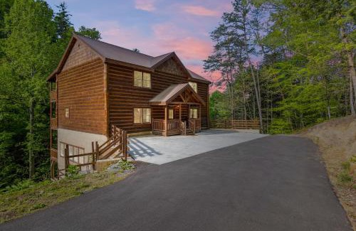 Caton House | Black Bear Splash cabin