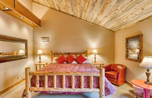 Black Butte Ranch Apartment | Black Butte Ranch Lodge Room 003