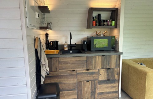 La Roque-Baignard Cabin | Black Cabin Logement Insolite a 20minutes de Deauville Entre Haras et Sentiers