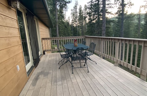 Lead Cabin | Black Hills SD Deadwood, Privacy, Comfort & Convenience with Breathtaking Views
