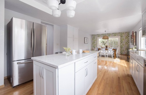 Santa Rosa House | Black Oak by AvantStay | Modern & Chic Santa Rosa Hideaway with Pool Table