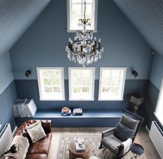 Hvalfjarðarsveit House | Black timber house