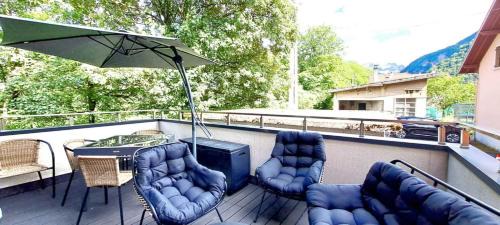 Cluses Apartment | Black&White Home-by So'SerenityHome-Balcon-Parking