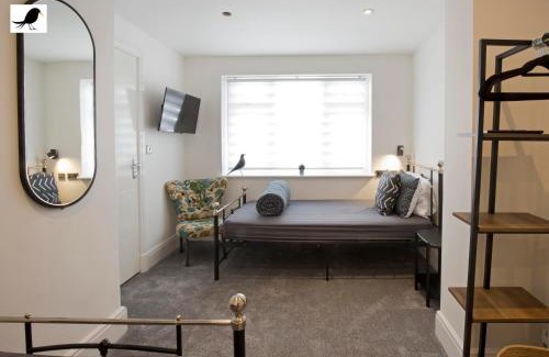 Blackpool Town Center Apartment | Blackbird Accommodation and Luxury Apartments room 12