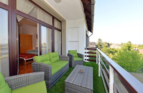 Balatonfured Apartment | Blackbird Apartment