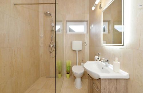 Balatonfured Apartment | Blackbird Apartment