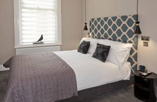 Blackpool Town Center Apartment | BlackBird Luxury Accommodation Room 6