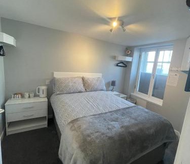 Cumbernauld Hotel | Blackbull With Rooms Lower