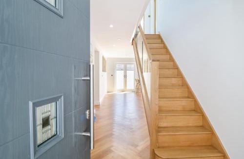 Morfa Bychan House | Blackrock Gem