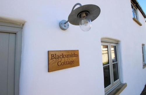 Muston House | Blacksmiths Cottages