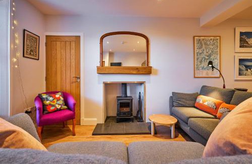 Murthly Apartment | Blairgowrie - Cosy terraced cottage sleeps 4