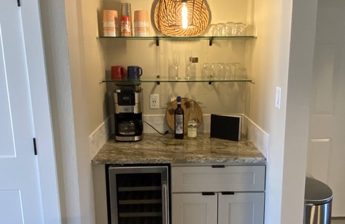 Burnet Other | BLESS TEXAS, TAKE A DEEP BREATH ~HILL TOP LAKE VIEWS & n COOL DIPPING SPA !