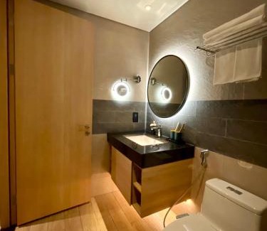 Bai Chay Apartment | Blessed Apartment - Cita Studio