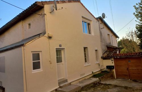 Jonzac Apartment | Bleu Bonheur