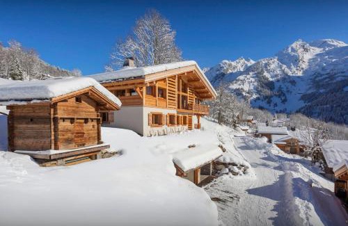 La Clusaz Ski Chalet | Bleu Infini - OVO Network