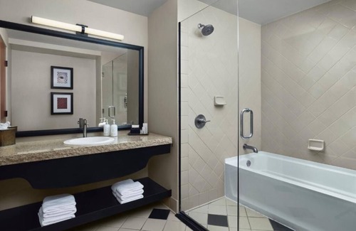 West Sedona Hotel | Blissful Room Perfect for Adventure Seekers Near Sedona