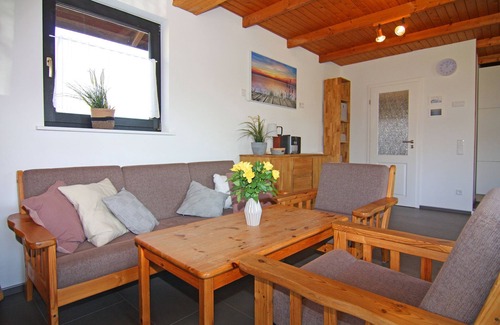 Damp House | Blockhaus, Damp