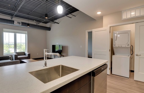 Bloomington Apartment | Bloomington Apartment - Walk to IU Campus & Mall!