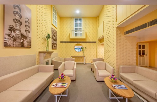 Thaltej Hotel | BloomSuites | Ahmedabad