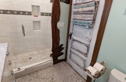 Camino Other | Blossom Ridge Farm Cabin