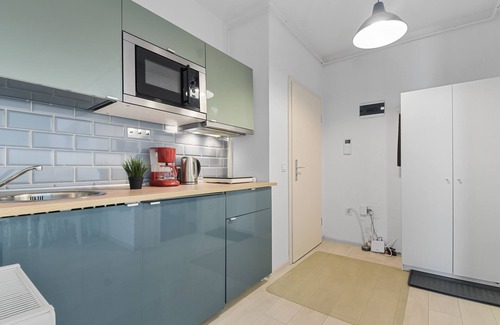 Brasov City Centre Apartment | Blue Apartment near Shopping City Brasov