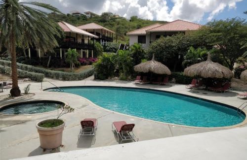 Sint Michiel Villa | Blue Bay Beach Villa at Pool and Golfcourse