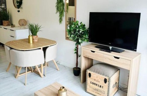 Plaine de la Brague Apartment | Blue Bay Home, tennis, piscine, boulodrome