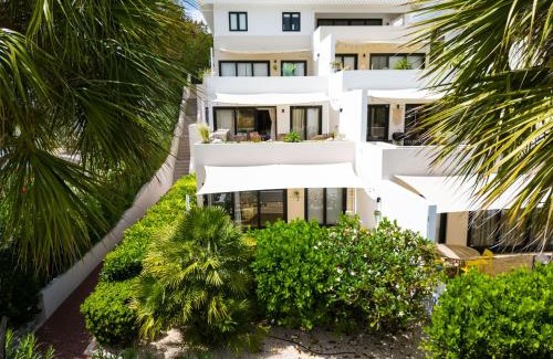 Sint Michiel Apartment | Blue Bay Resort luxury apartment Palm View
