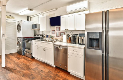 Lucerne House | Blue Bayou- Angler's Paradise with boat lift! A lakefront Paradise!