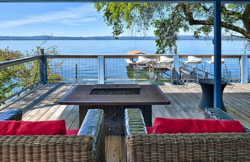 Lucerne House | Blue Bayou- Angler's Paradise with boat lift! A lakefront Paradise!
