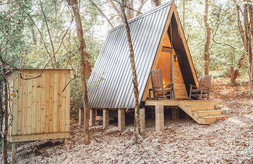 Rockbridge Apartment | Blue Brambler Glamping A-Frame