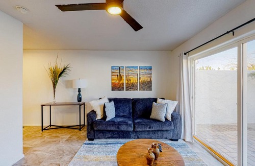 Casita Real Apts. Hotel | Blue Cactus