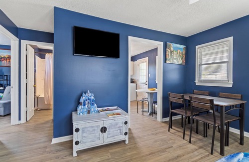 Myrtle Beach Apartment | Blue Citadel: Royal Abode 2 Blocks From the Beach!