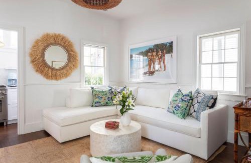 Cannonborough Elliotborough House | Blue Cottage at Casa Zoe