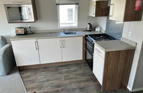 Muston House | Blue Dolphin Holiday Park - Holiday Accommodation 18595