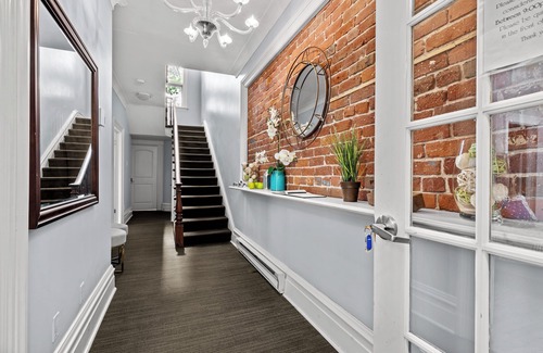 Downtown Halifax Apartment | Blue George Suite Historic DT