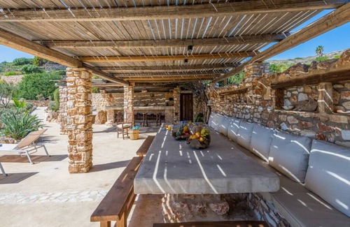 Parikia Villa | BLUE GREENS ECO FRIENLY LUXURY VILLAS PAROS