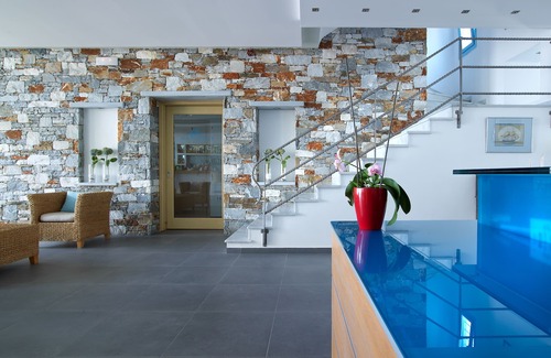 Kini Hotel | Blue Harmony Hotel