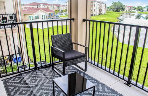 Kissimmee Apartment | Blue Haven Cozy 1BR Boho 15 MIN from Kissimmee Main Street 25 Min Old Town
