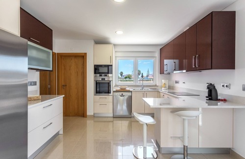 Alporchinhos Villa | Blue Heaven Luxury V5 with Private Pool