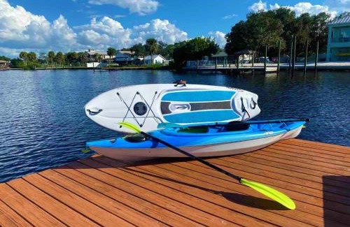 Ruskin House | Blue Heron House, Private 4 BR Waterfront w Heated Pool and Fire Pit