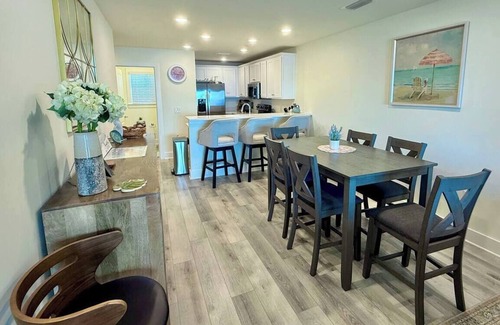 Innerarity Townhomes House | Blue Heron: Kayaks, Bay Views & more!