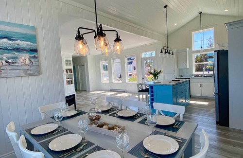Anglo Rustico House | Blue Horizon Cottage