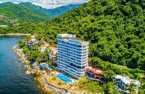 Mismaloya Apartment | Blue Horizon 202