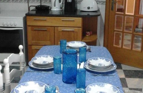 Urzelina House | Blue House (Blue House)