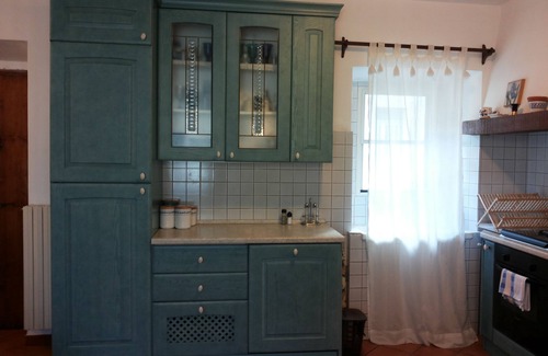 Castel Cellesi House | BLUE HOUSE -CASA BLU - near CIVITA DI BAGNOREGIO- Etruscan Italy