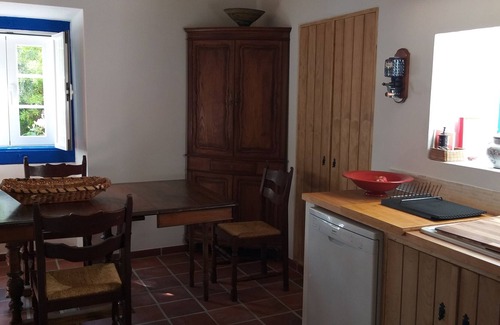 Carvalhal Benfeito Cottage | Blue House, peacefulness at 45 minutes from Lisbon