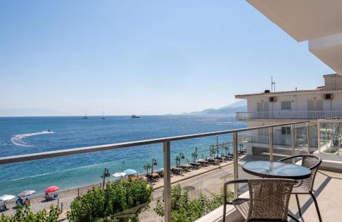 Paralia Porovitsis Apartment | Blue Krathis - Luxury Seafront apartments