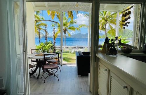 Terre-de-Haut House | Blue Lagoon, cottage les pieds dans l eau